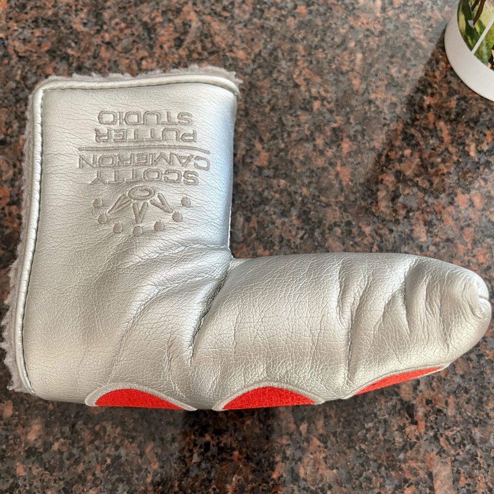 Scotty Cameron Putter Studio Silver 3-Red Dot Putter Head Cover - Titleist